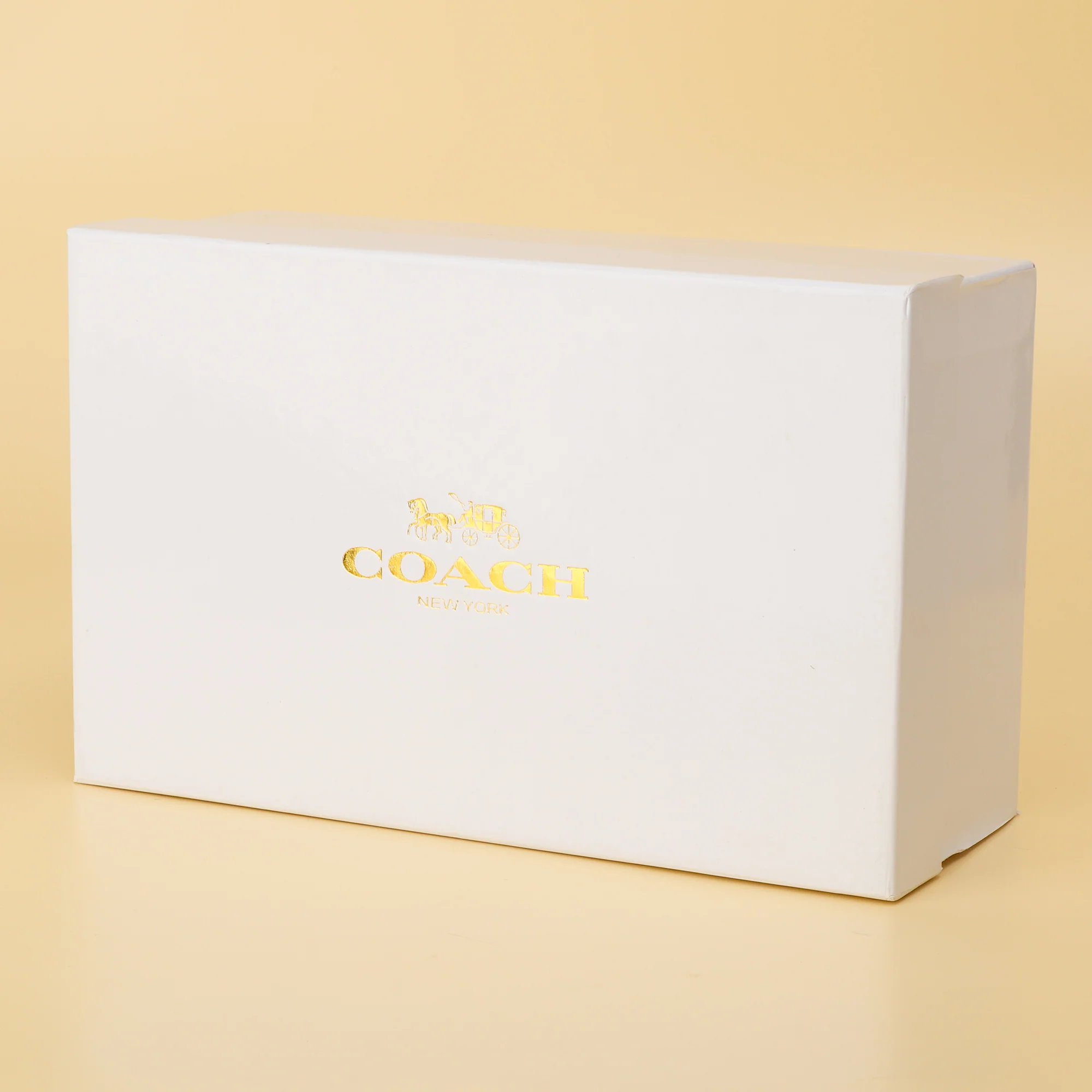 Signature Canvas & Leather Tri-Fold Wallet – Timeless Elegance - Image 6