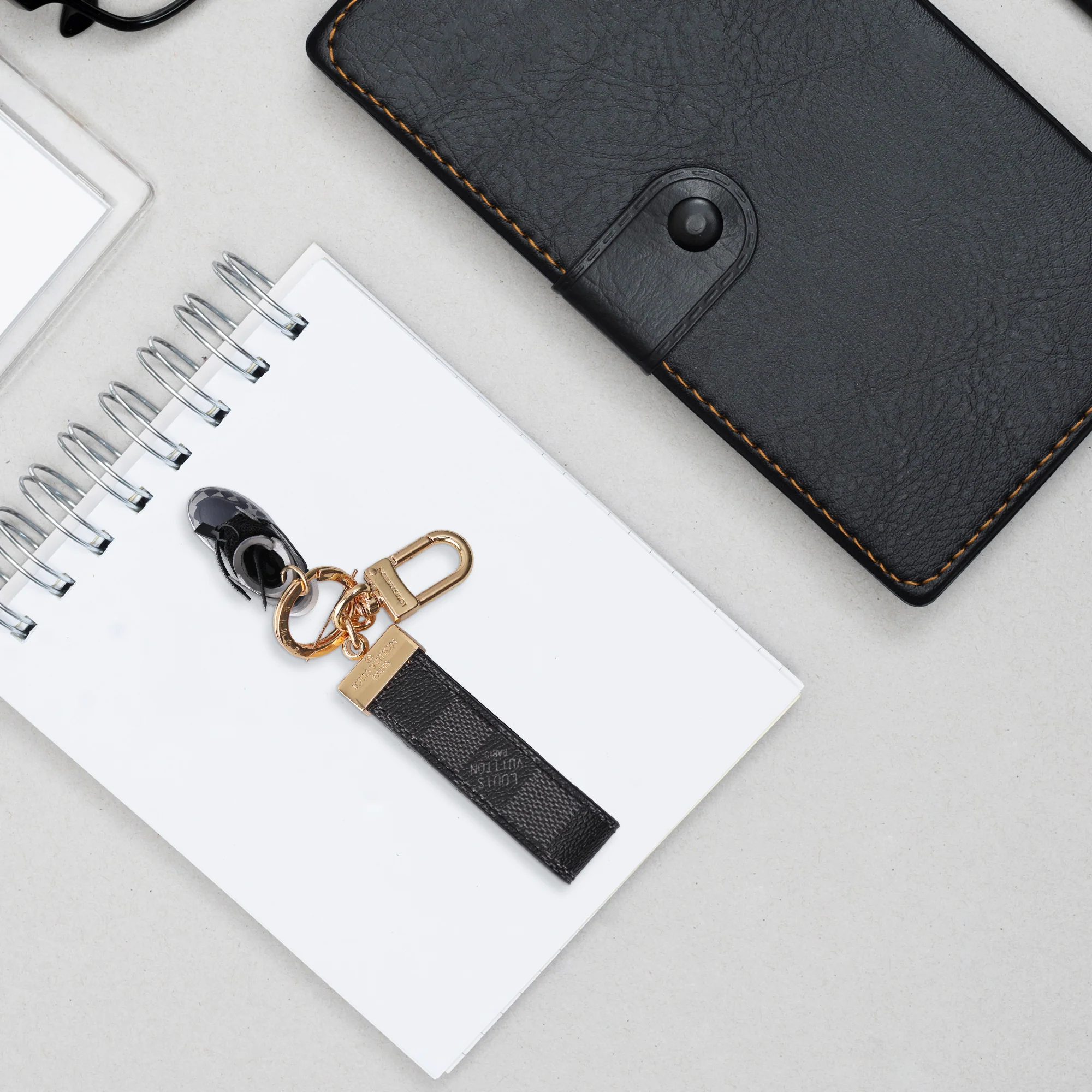The Executive Loop Keychain - Image 4